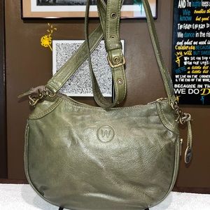 Wanderers Travel Co. Santorini Crossbody in Olive